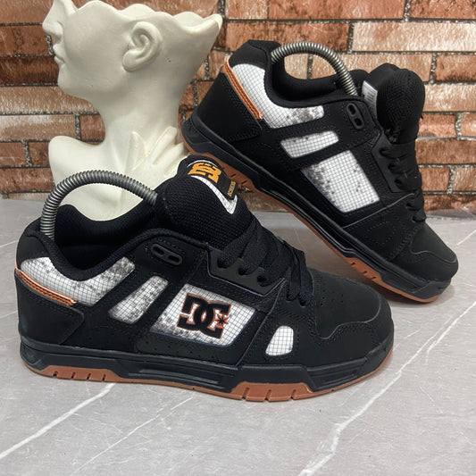 DC SHOE