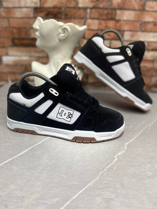 DC SHOES