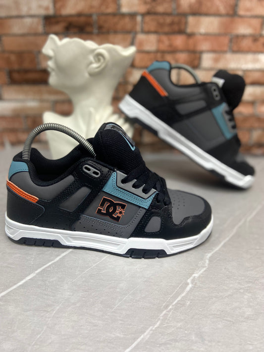 DC SHOE